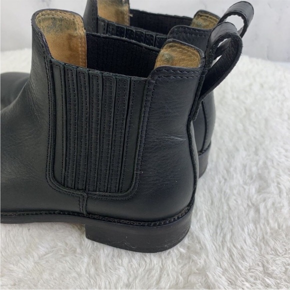 Madewell The Ainsley Chelsea Leather Boot in Black Size 7 Ankle Bootie - Picture 6 of 15